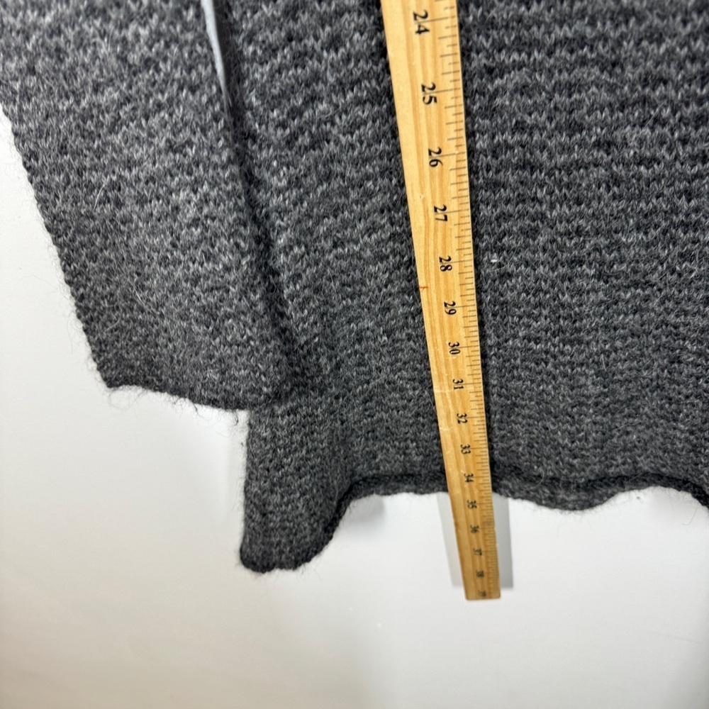Indigenous One World 100% Alpaca Grey Handmade  Sweater Tunic Top Size M - Picture 9 of 12